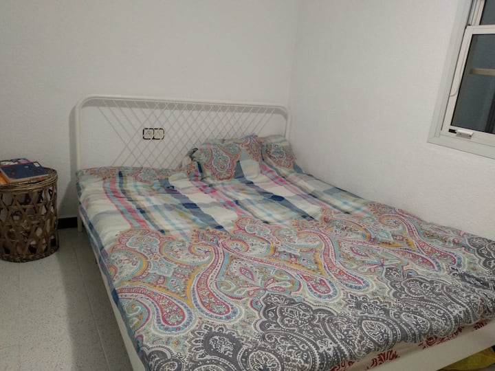 Room in Badalona, Bufala Apartments for Rent in Badalona, Catalunya