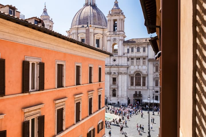 Appartamento 140 mq con vista su Piazza Navona