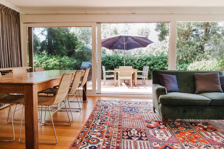 House in central Lorne gallery image 4