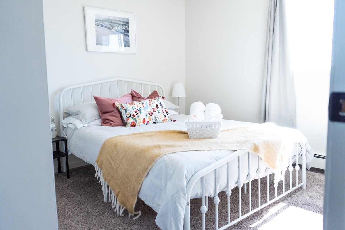 Udoban bračni krevet (160x200) 