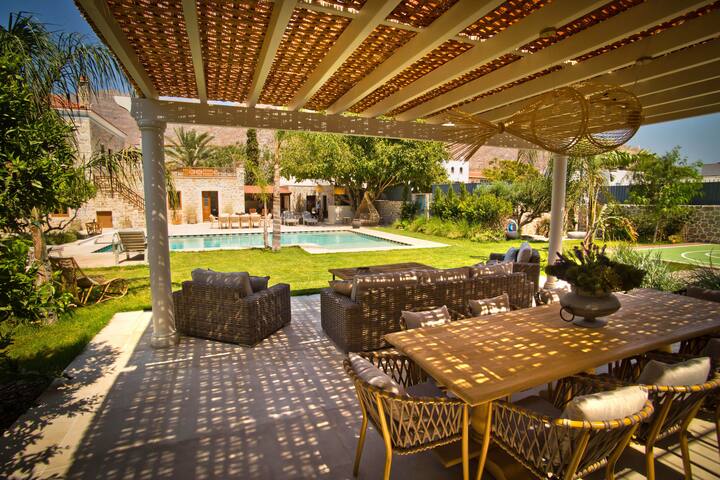 R&G luxury accommodation Kalymnos villa gallery image 3