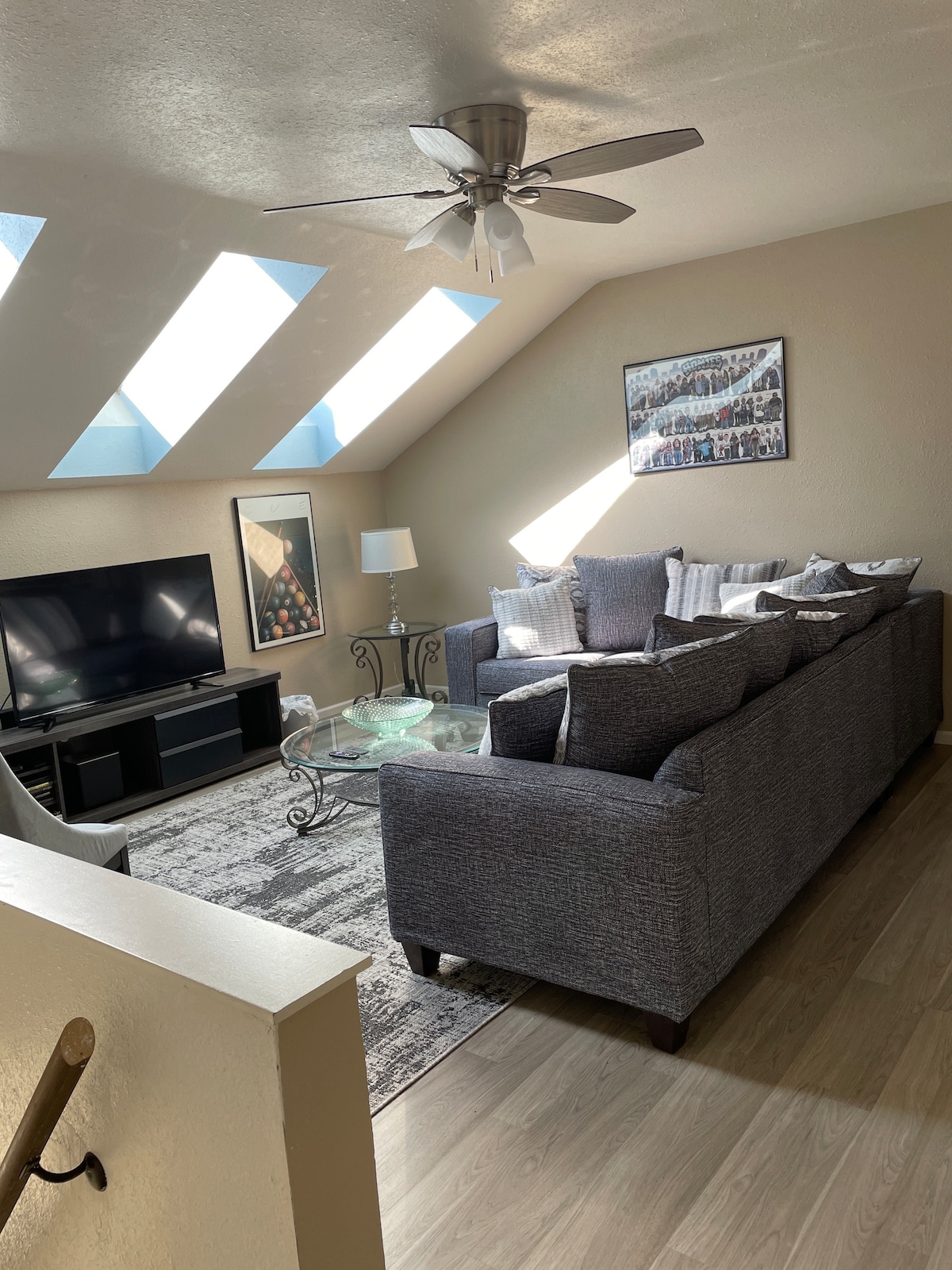 Beautiful 4 bedroom home in West Washington park.