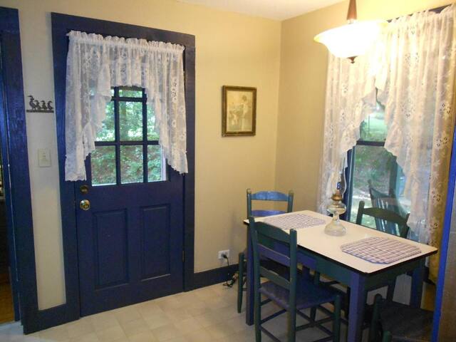 Mountain Springs Cabins managed Airbnb listing 1