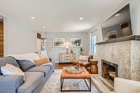 Top Airbnb: Huge Private Yard - Close to Everything in Wheat Ridge