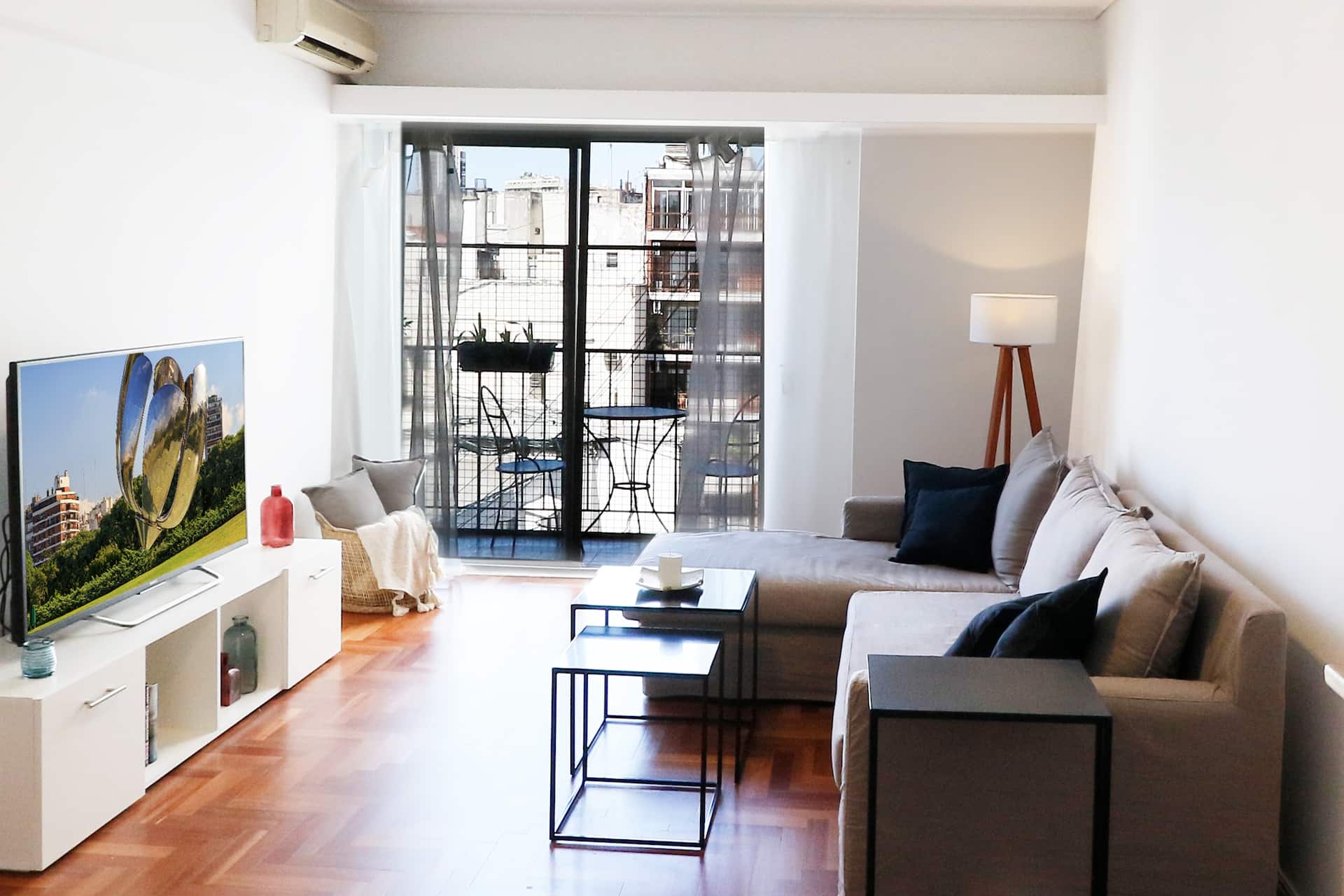 Two-bedroom apartment in Retiro