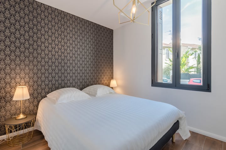 Habitación 3 en la planta baja con gran armario y cuarto de baño contiguo
