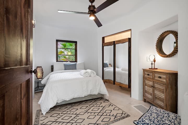 Bedroom 2: full bed, downstairs
