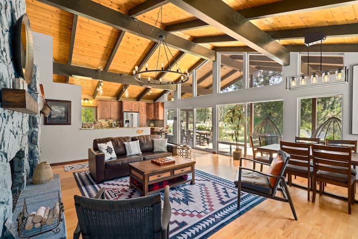 Icicle River Cabin | Mtn Views | Hot-tub | Sauna - Leavenworth, WA