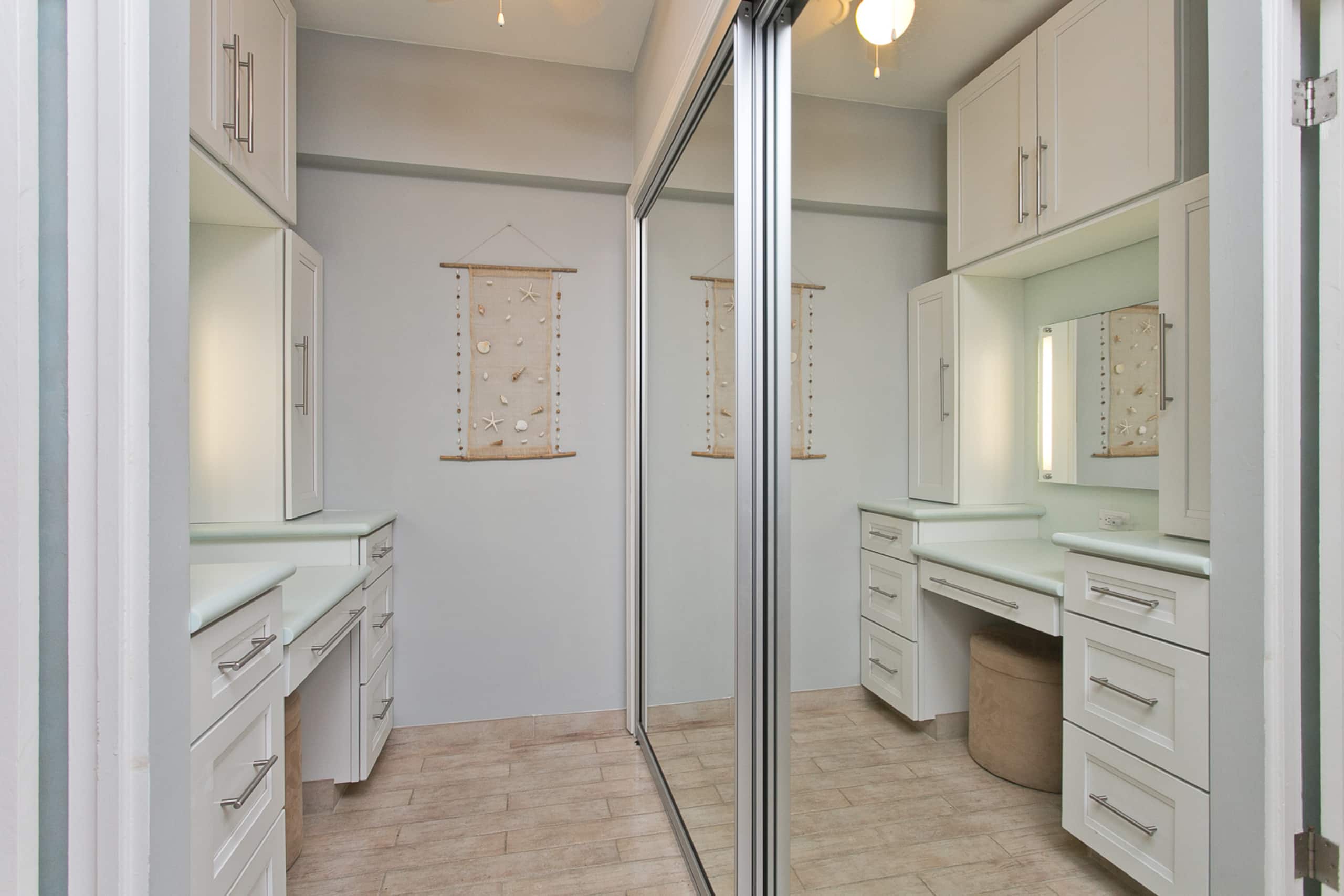 Resort in Honolulu · ★4.9 · 1 bedroom · 4 beds · 1 private bath - Image 13