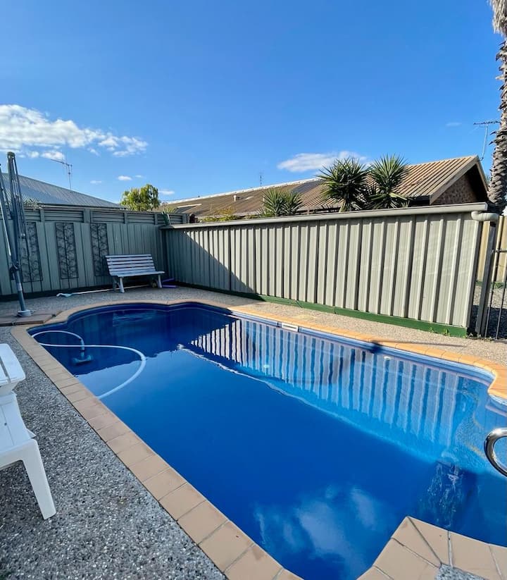 Top 10 Airbnb Vacation Rentals In Mulwala, Australia Trip101