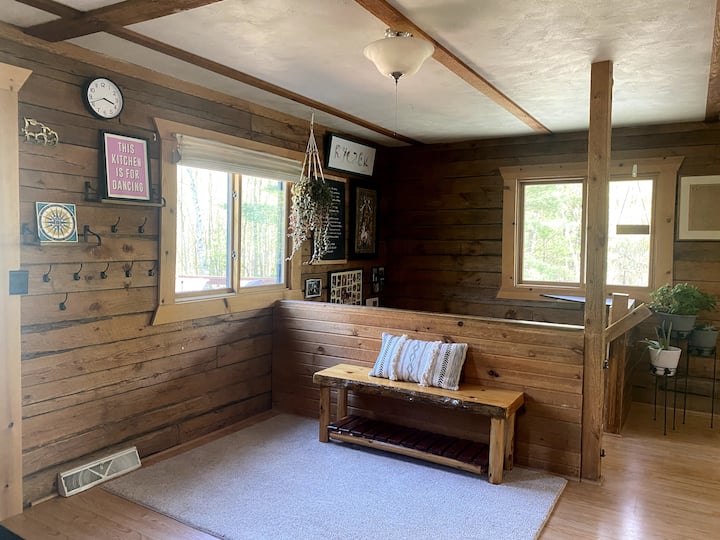 Cozy Boho Cabin W/ Pool!! - Christmas Mountain Drive, WI