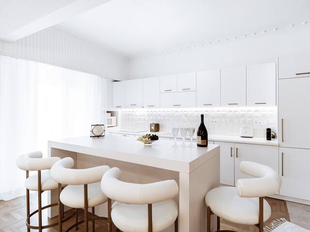 Luxury 3BD Apartment in the Heart of the City gallery image 4