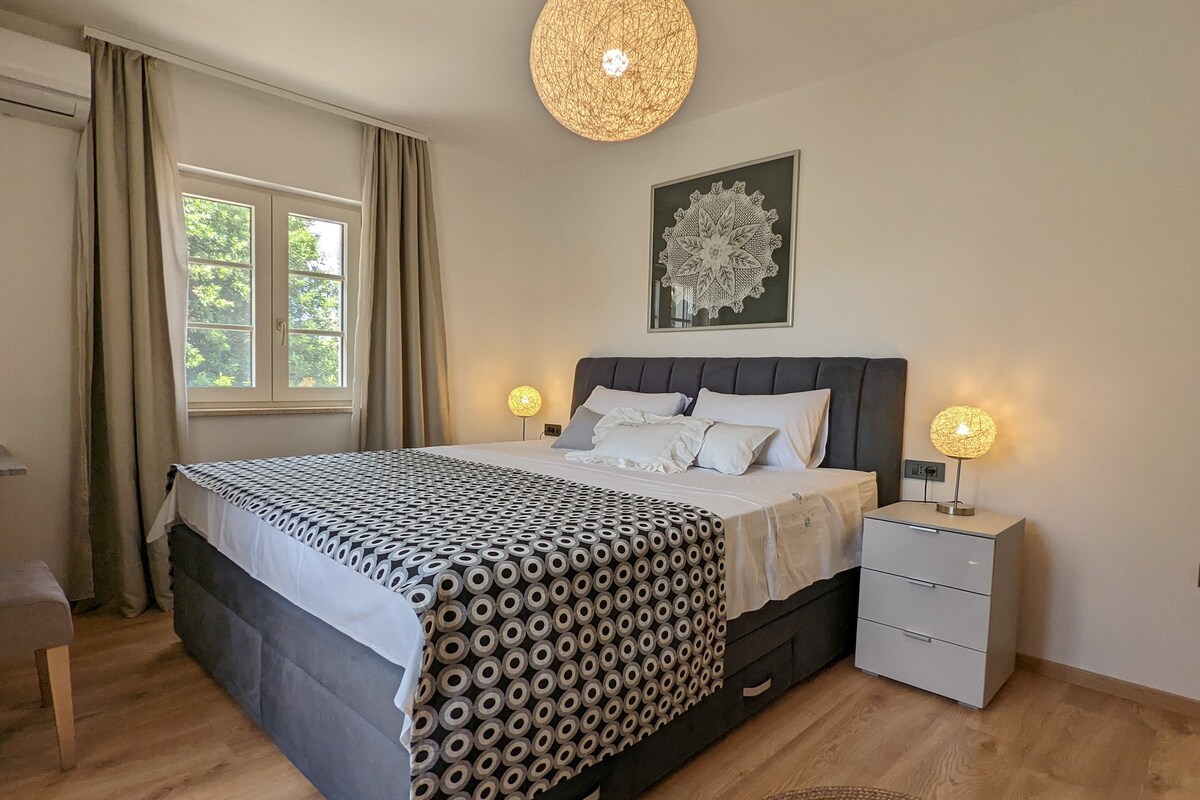 غرفة النوم 1