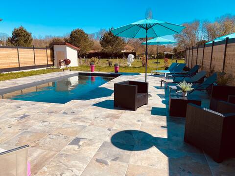House for 7 people with heated pool