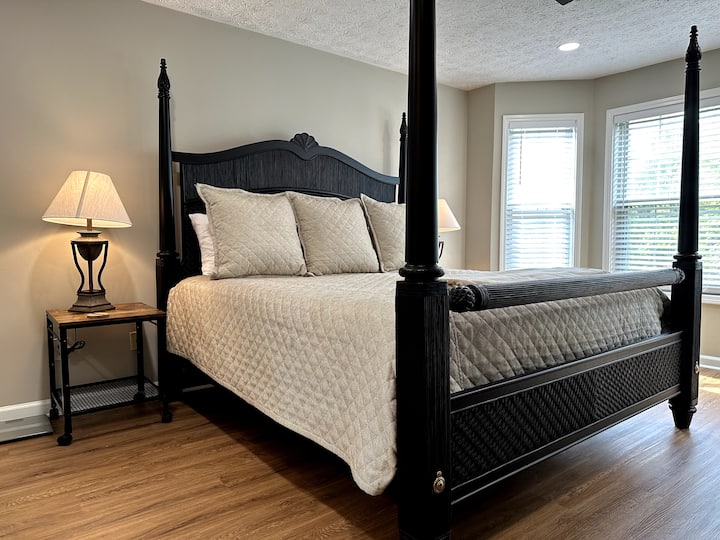 საძინებელი 1