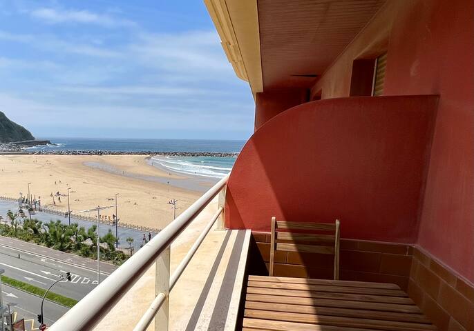 Grand View Zurriola gallery image 2