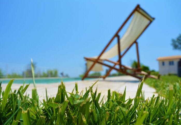 Villa con piscina esclusiva a Pescoluse gallery image 4