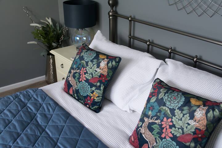 Fresh high thread count cotton sheets