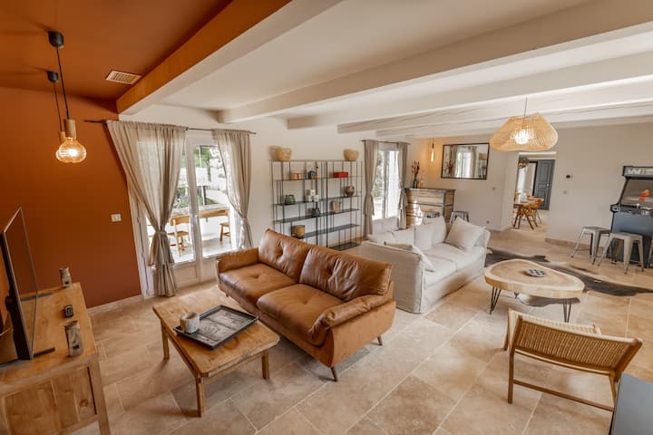 La Bastide Blanche Au Coeur Des Vignes Maison Mip - Rousset