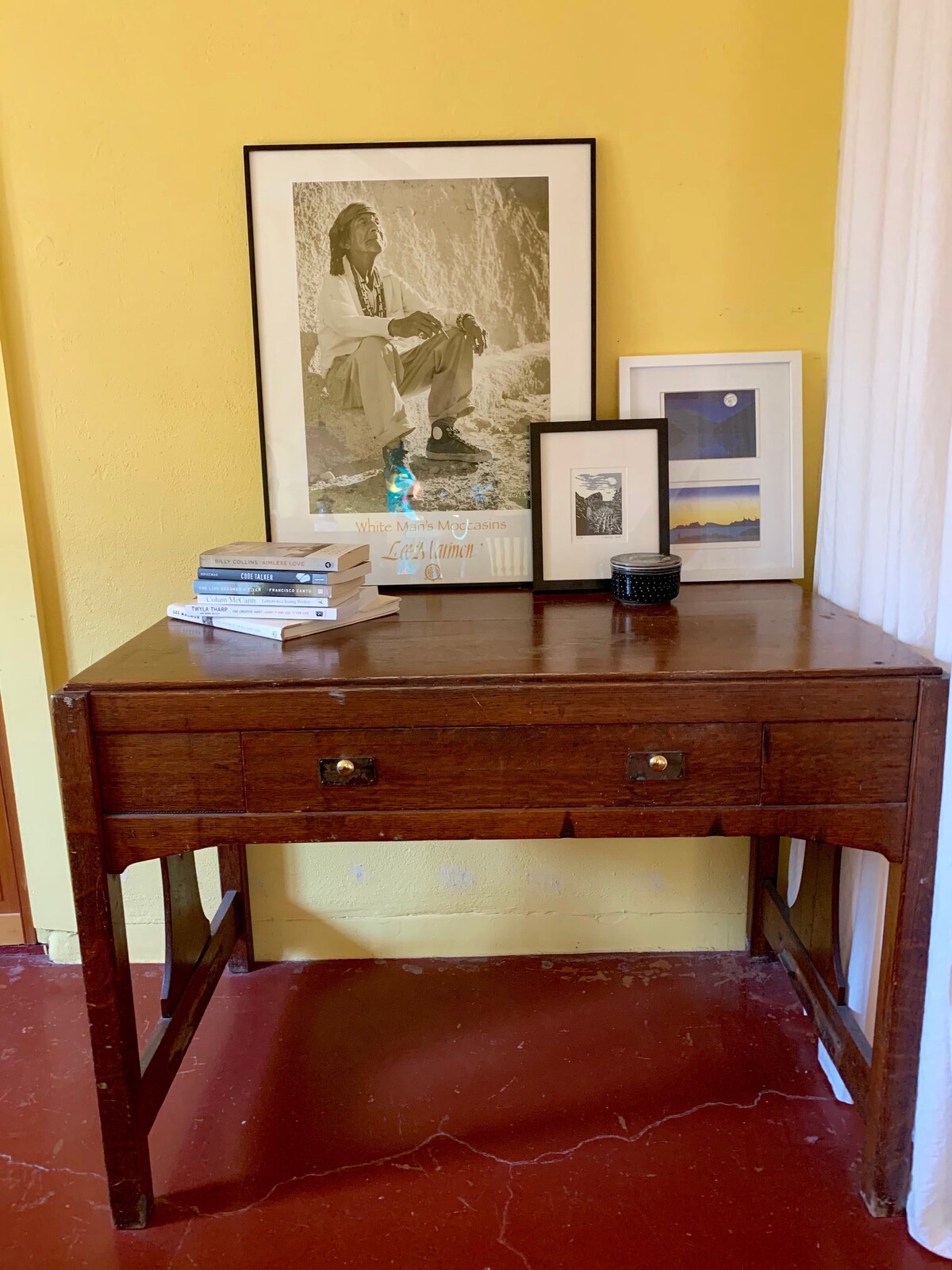 חדר שינה 2 שולחן