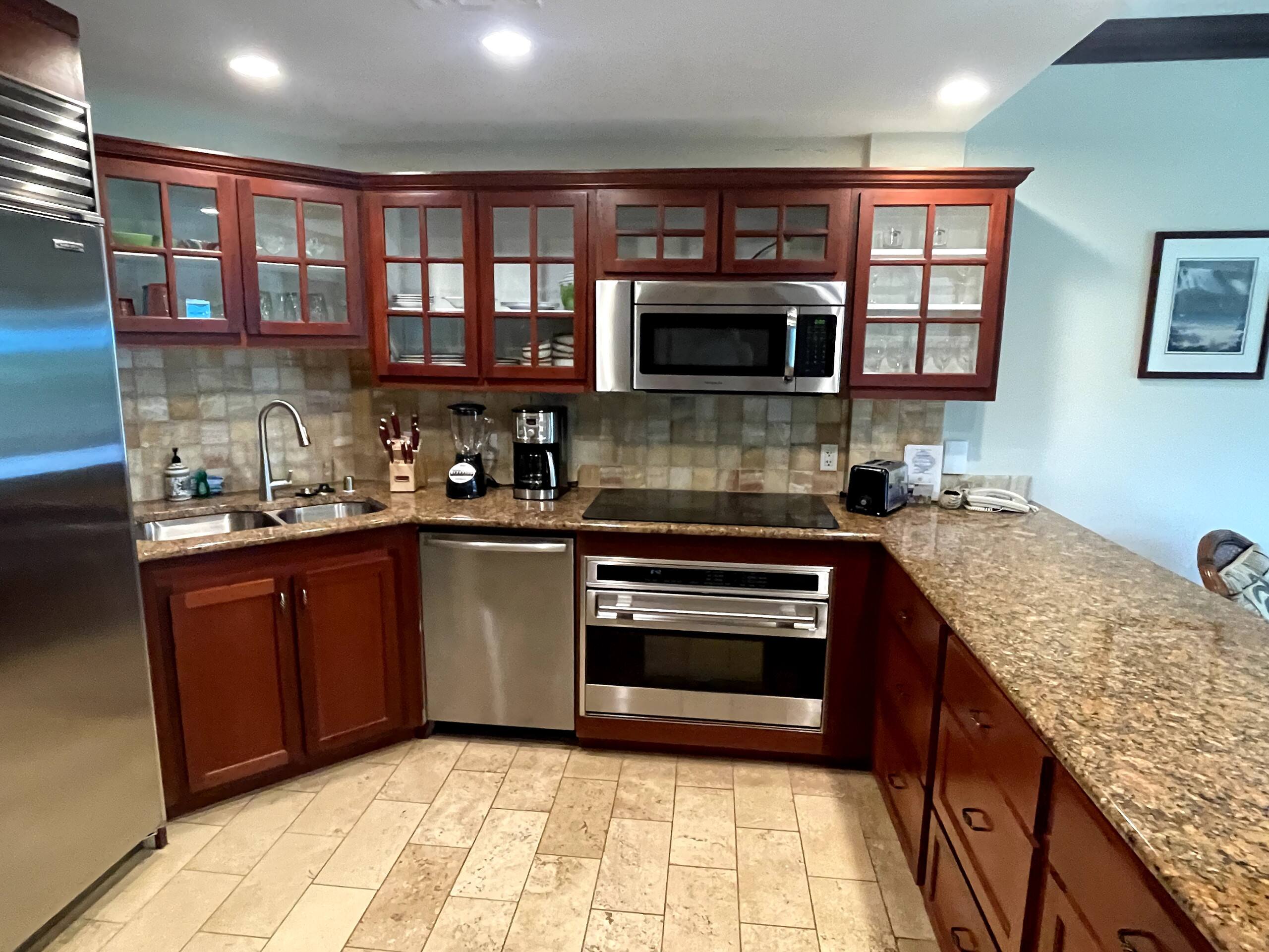 Condo in Kapaa · ★5.0 · 1 bedroom · 2 beds · 2 baths - Photo 11