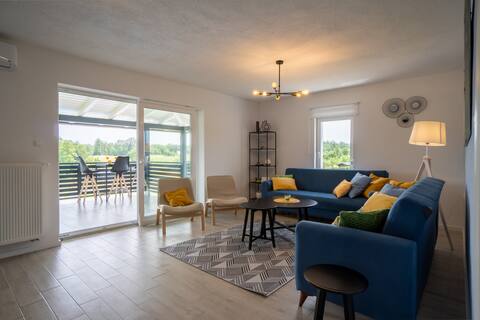 Top Airbnb: Plum house - villa with pool in Grad Gospić