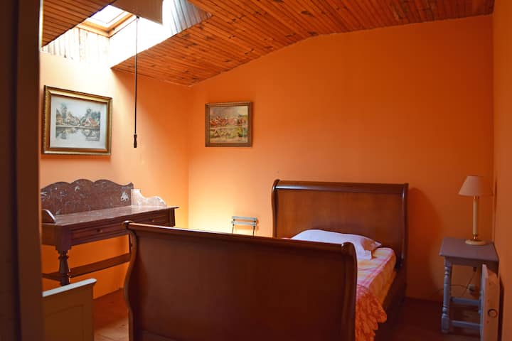 ห้องนอน 3. เตียงเดี่ยว