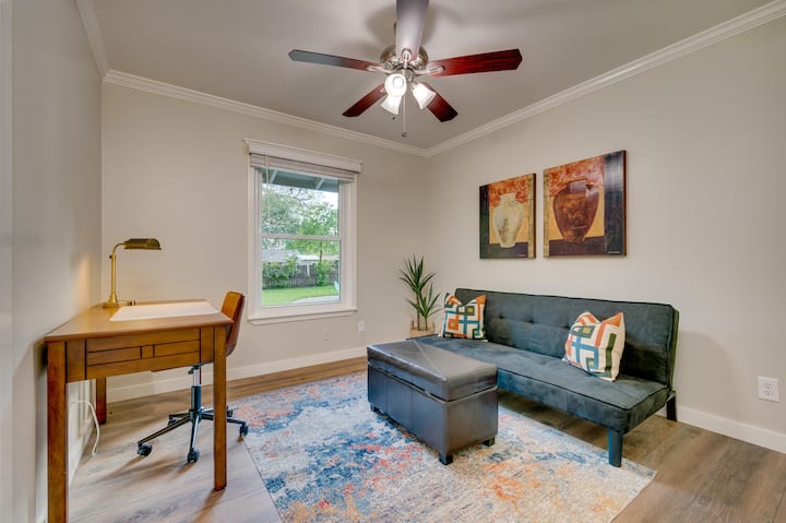 Vyhradená kancelária s lôžkom