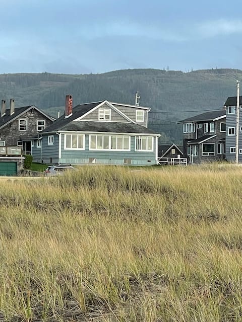 Seaside Beach Front House on the Promenade