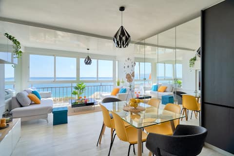 Anuncio de Airbnb popular: Luxy Beach Apartment en Torremolinos