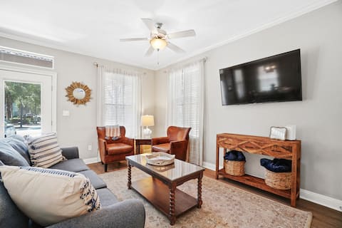 Top performing Airbnb: KonoVilla | Lagoon Pool & HotTub | Pets! | 3 Kings in Destin