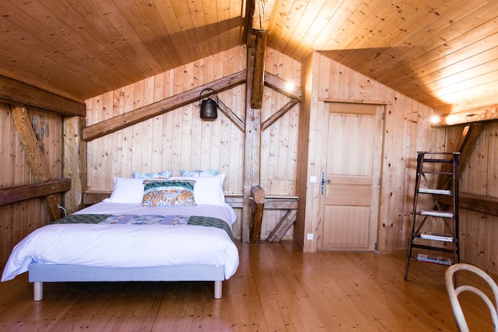 Bedroom 5

Window view