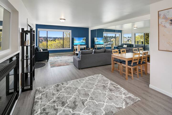 Lake Oasis 2bed/2bath parking & fast Wi-fi gallery image 4