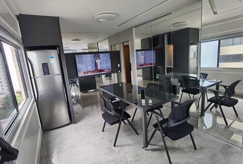 Flat and Meeting Room in INNOVATIVE HYBRID SPACE!