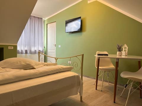Premont Ghimbav Apartment 15 with bathroom and kitchen