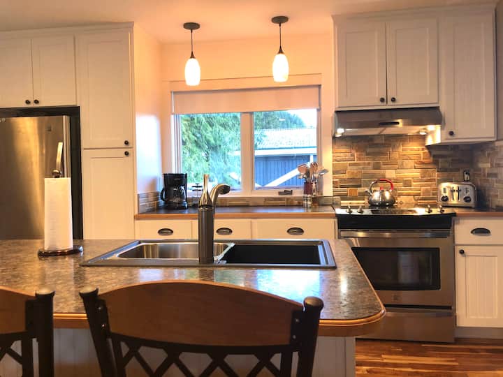 Nakusp Vacation Rentals & Homes British Columbia, Canada Airbnb