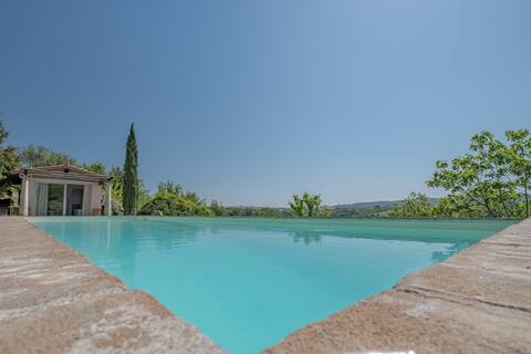 Villa with park and swimming pool