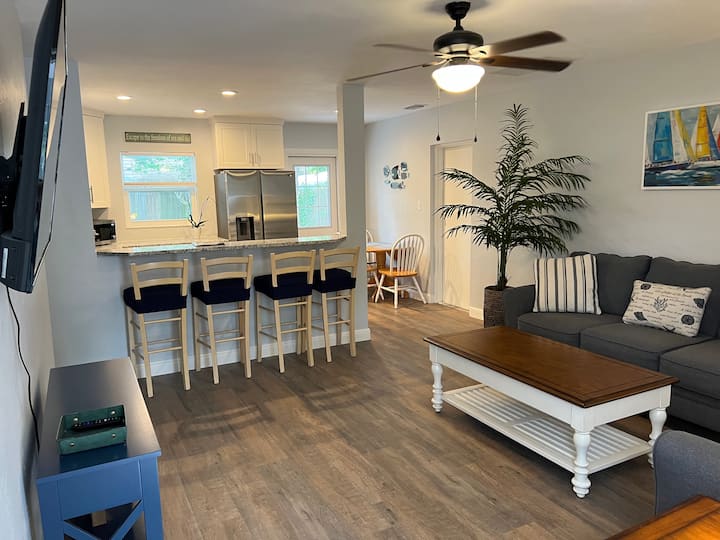 Cozy 3bedroom 1bath home close to Madeira Beach. Houses for Rent in St Petersburg, Florida