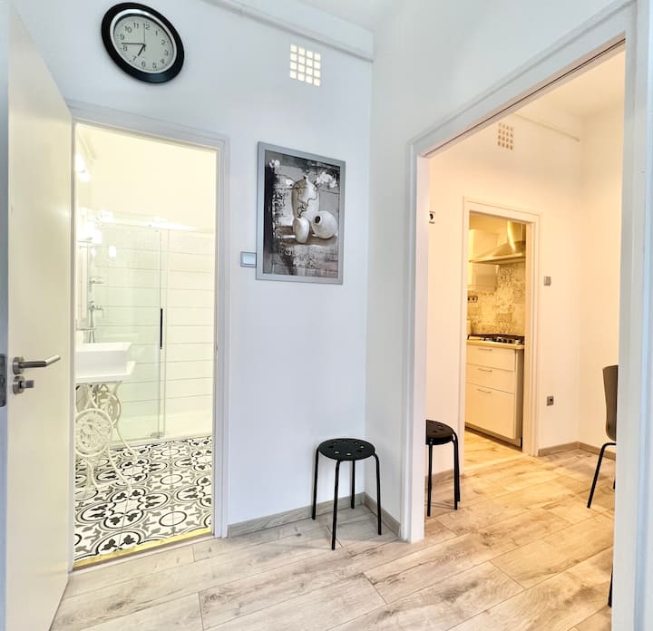 Central Stylish Home In The 💟Of Budapest @Deák Tér - Budapest