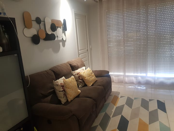 Beautiful apartment with closed garage Apartments for Rent in
