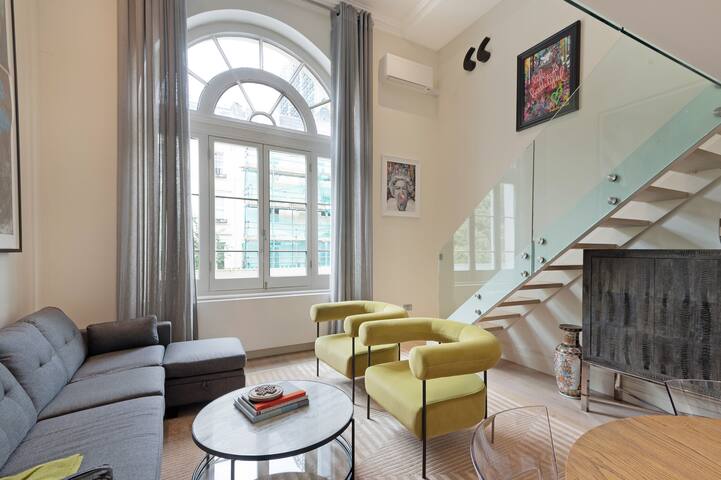 Arty 2 bed Paddington-Out of Office Lifestyle gallery image 3