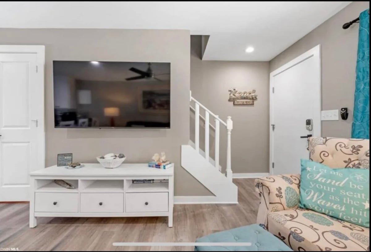 Top Airbnb: Across the street from the Beach. By The Hang Out! in Gulf Shores