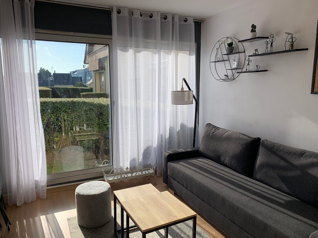 Top Airbnb: Ground floor 2 minutes from the sea, bike & parking in Courseulles Sur Mer