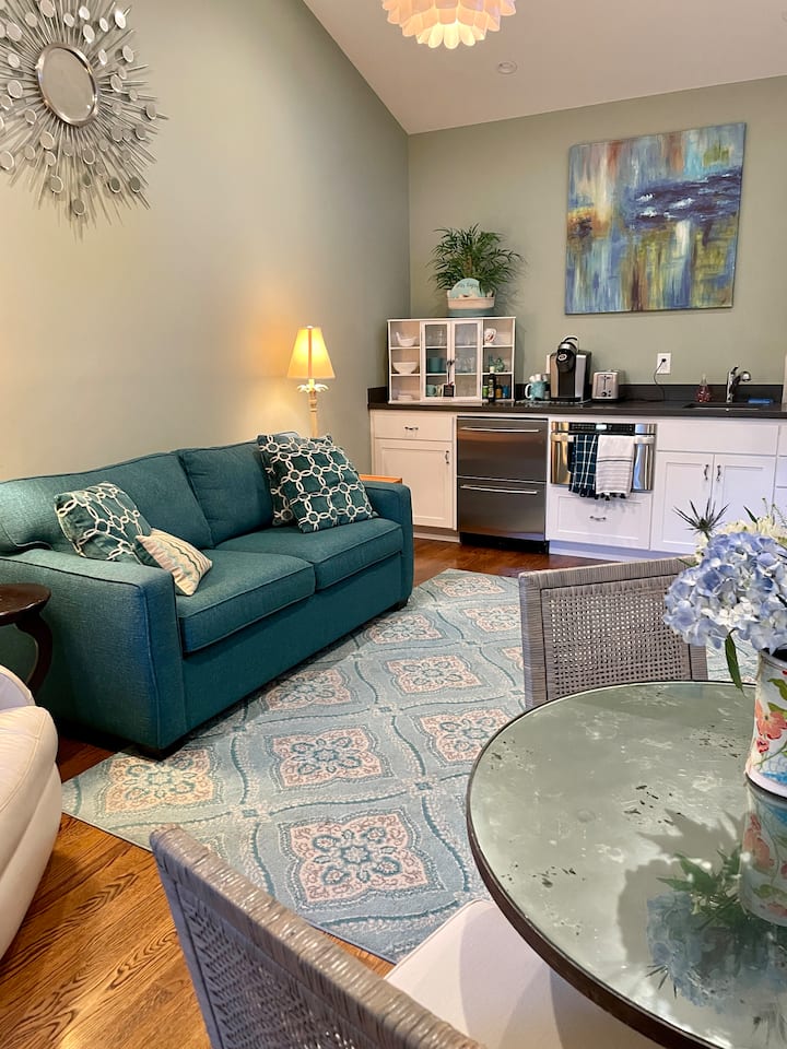1br With W/d, Ac, Patio, Sofabed, Vaulted Ceilings - Belmont, CA