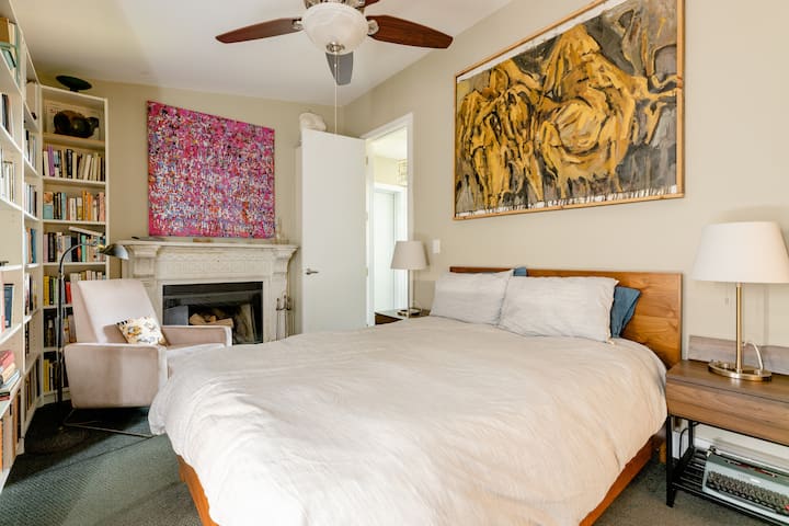 "Sehemu yetu ya kukaa inayopendwa ya airbnb hadi sasa - ni nyumba yenye uchangamfu, inayokaribisha, nzuri..."