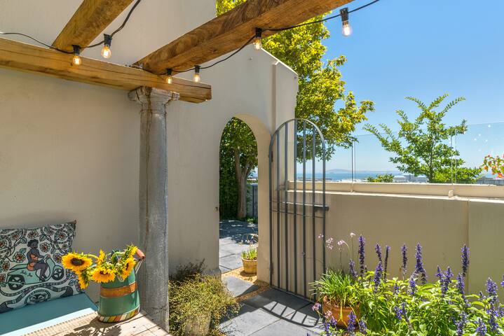 Bayview on Loader gallery image 5