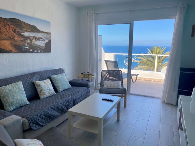 Dream Holiday Homes GC managed Airbnb listing 1