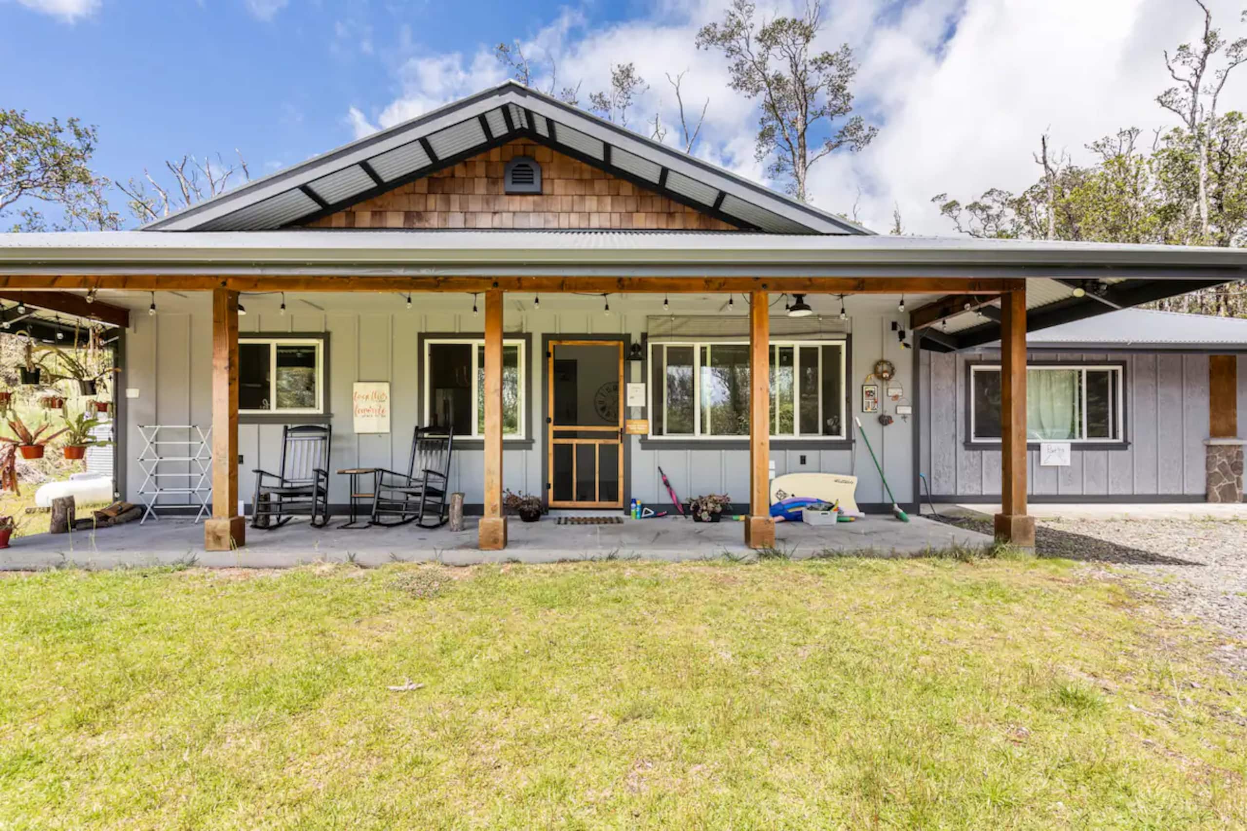Home in Volcano · ★4.95 · 1 bedroom · 1 bed · 2 private baths - Image 21