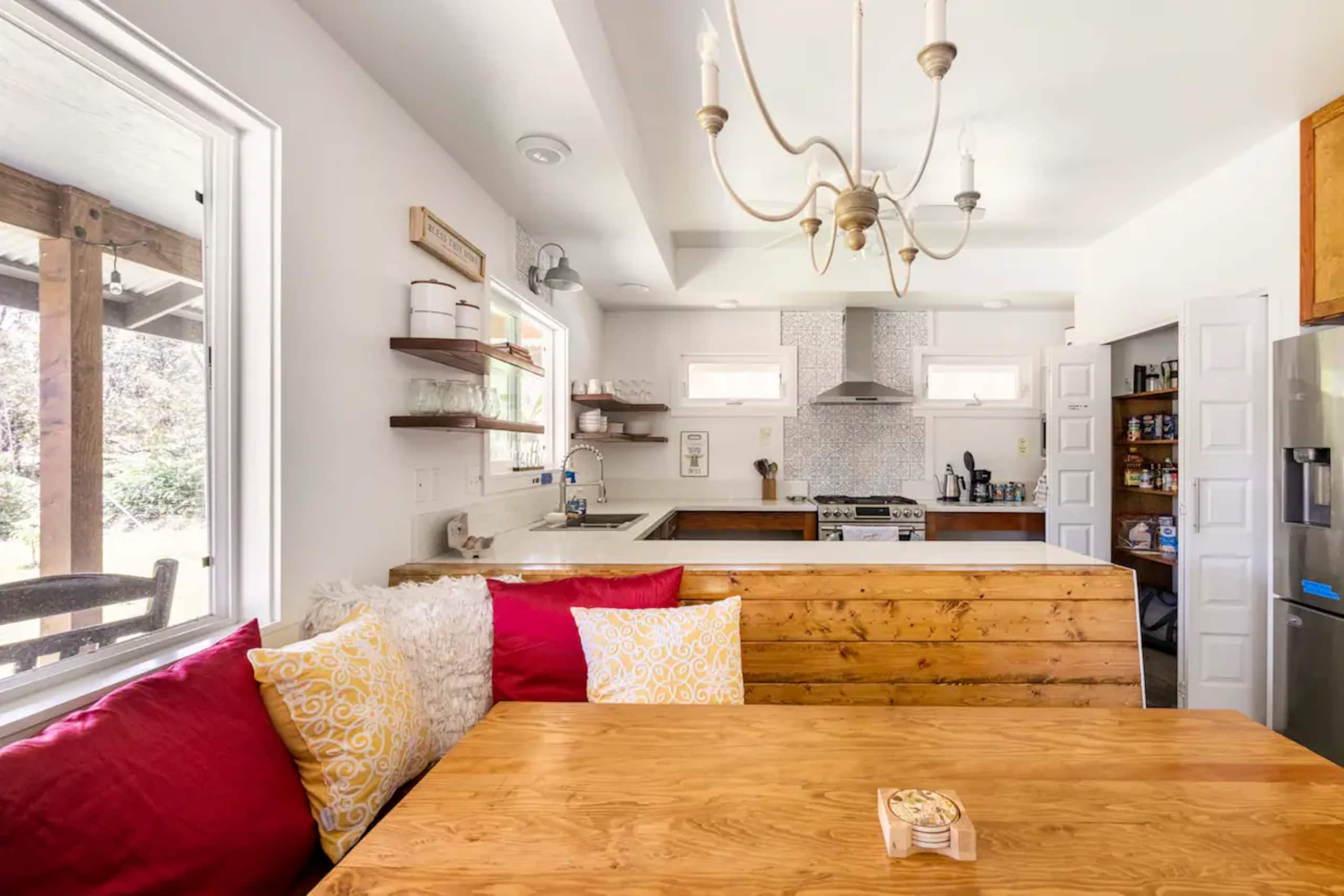 Home in Volcano · ★4.95 · 1 bedroom · 1 bed · 2 private baths - Image 24