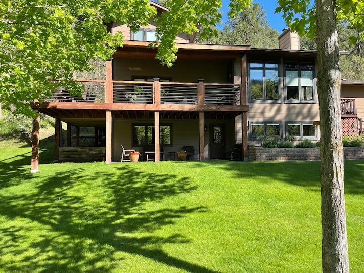 Beautiful home in Higgins Gulch Spearfish Houses for Rent in